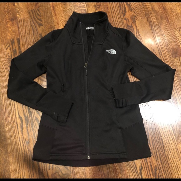 The North Face Jackets & Blazers - THe NORTH FACE woman’s black JACKET SMALL